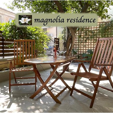 Magnolia Residence Mytilíni エクステリア 写真